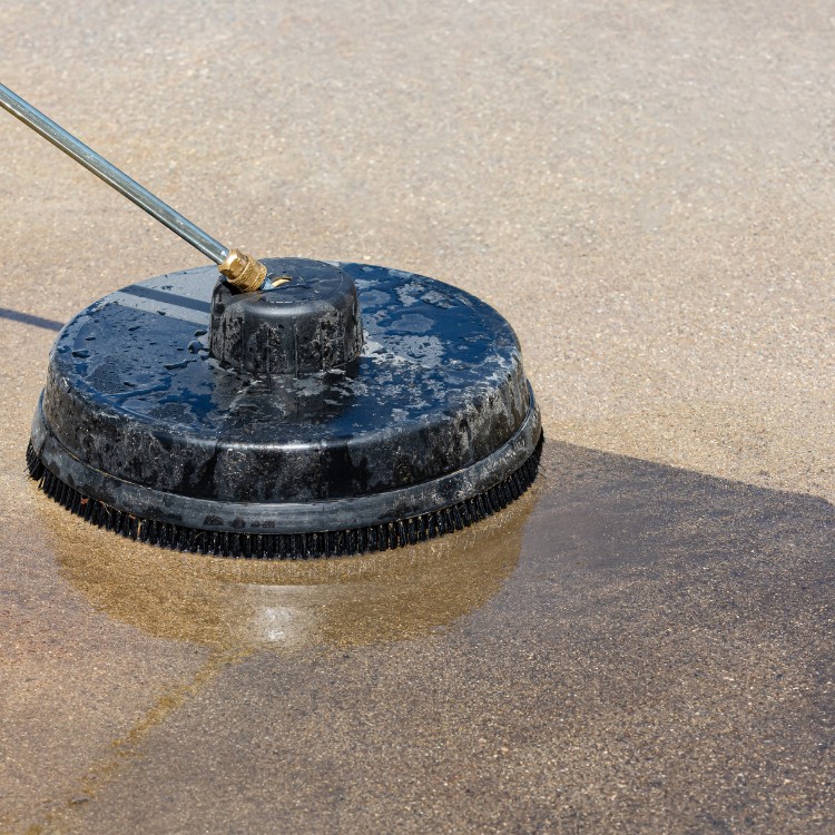 Pressure Washing in Lewiston, ME
